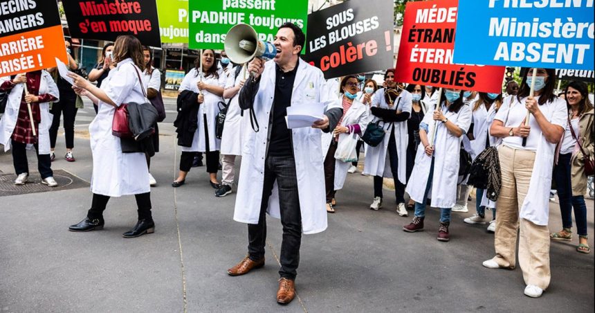 Le Maroc retient mieux ses médecins que la Tunisie ou l’Algérie