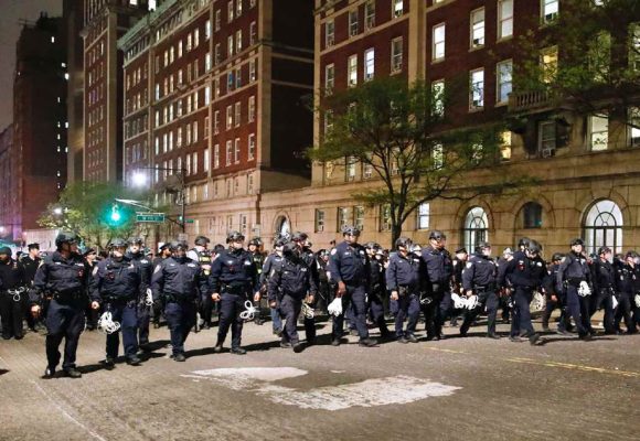 Columbia : La police new-yorkaise écarte les journalistes pour imposer son récit biaisé