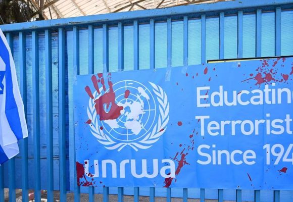 Israël : l’UNRWA à Jérusalem-Est «fermée» par un incendie criminel