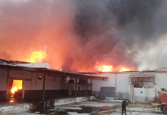 Soliman : L’Incendie dans la zone industrielle maîtrisé à 60%