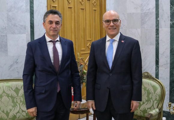 Tunisie : Le président de l’Atuge reçu par le ministre Nabil Ammar (MAE)