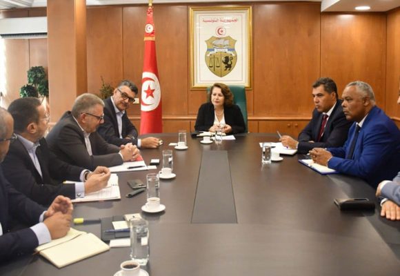 Le groupe Forvia envisage d’accroître ses investissements en Tunisie