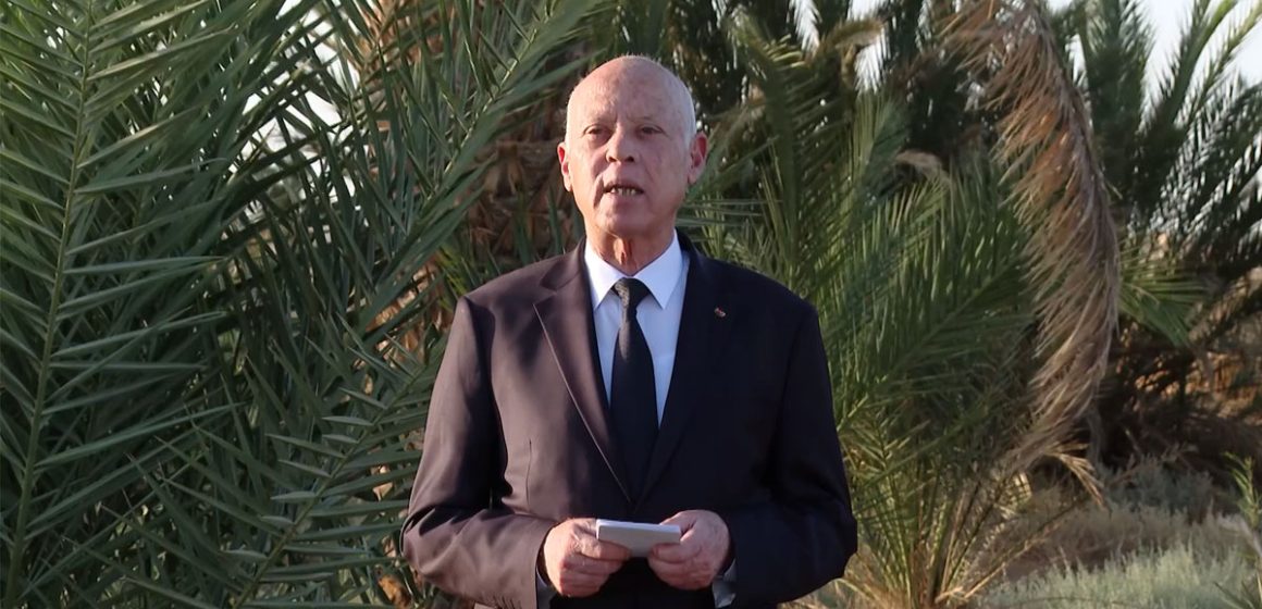 Tunisie : Kaïs Saïed dans le costume du libérateur national (vidéo)