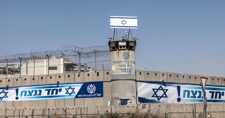 Guantánamo israélien pour les prisonniers palestiniens : Témoignages de l’Intérieur de l’enfer