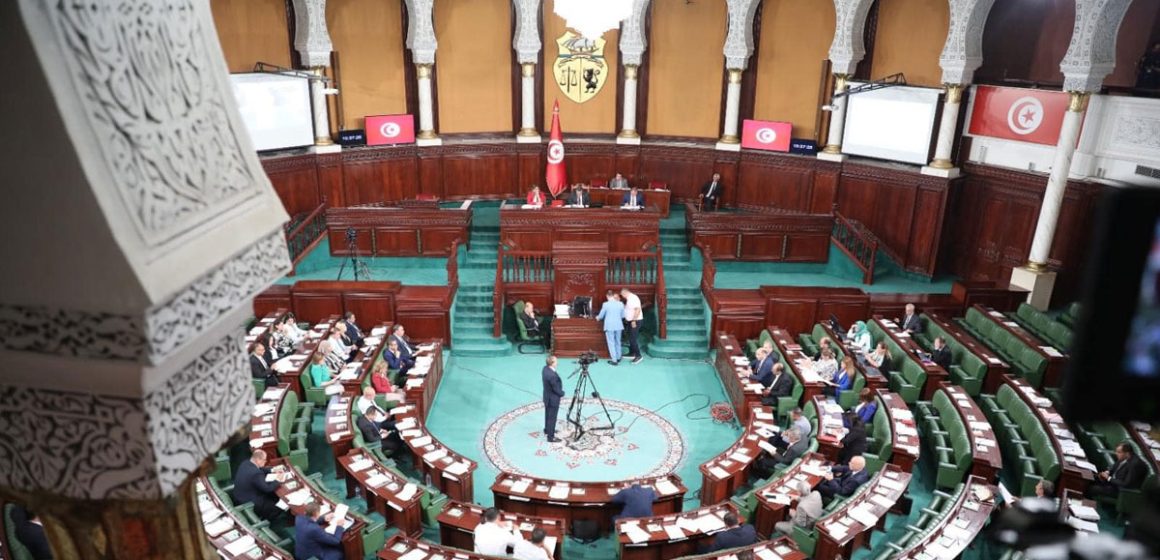 Tunisie : des professeurs de droits contre l’amendement de la loi électorale  