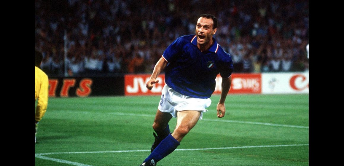 Toto` Schillaci au paradis des artificiers du football