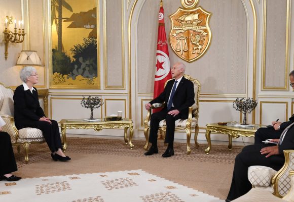 Tunisie : Le président reçoit les lettres de créance de deux nouveaux ambassadeurs (Photos)