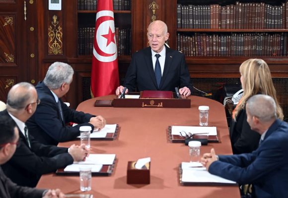 Tunisie : le nouveau rôle des médias publics, selon Saïed