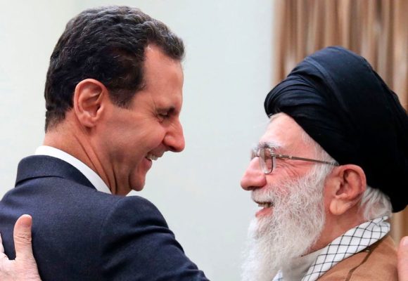 Après la chute d’Al-Assad, les Iraniens demandent des comptes à leurs dirigeants