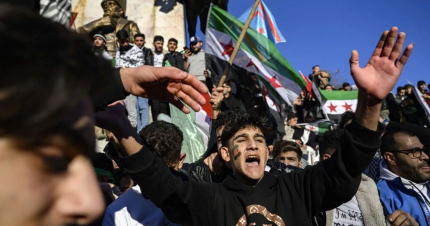 Les révolutions de la «liberté totale» à la «totale destruction»