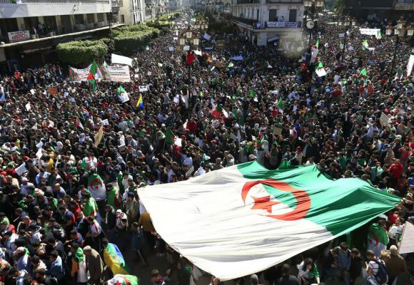 Après la Syrie, l’Algérie en ligne de mire ?