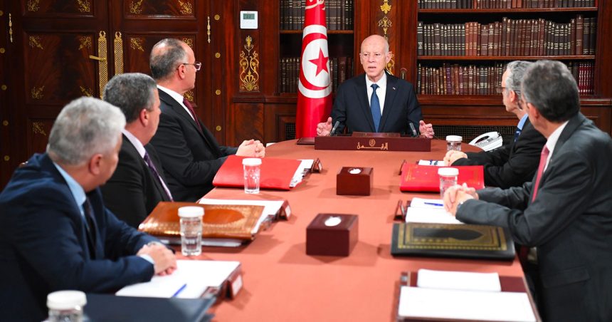 Kaïs Saïed veut en finir avec les institutions publiques inutiles