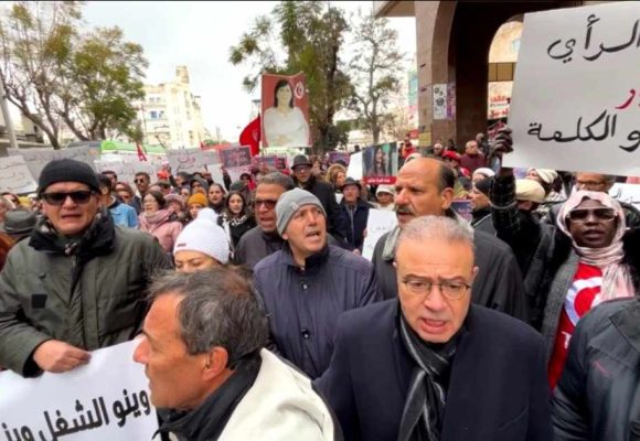 PDL : Manifestation à Tunis réclamant la libération d’Abir Moussi