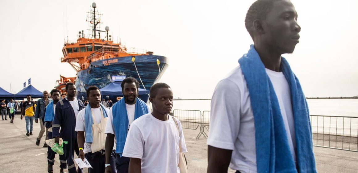 L’Italie de Meloni bloque la traversée de 200 000 migrants