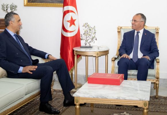 La Tunisie cherche à mieux contrôler le financement étranger des associations