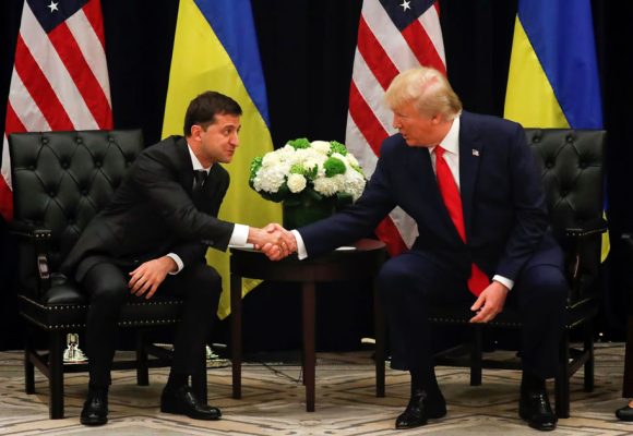 L’ouragan Trump va-t-il emporter Volodymyr Zelensky?