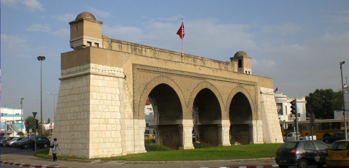 Tunis | Suicide à la station de métro léger Bab Saadoun