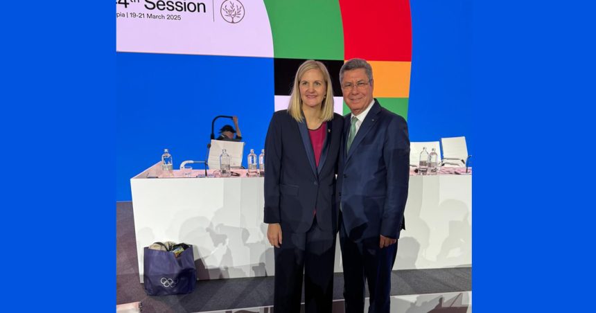La Zimbabwéenne Kirsty Coventry, première femme et première Africaine élue présidente du CIO
