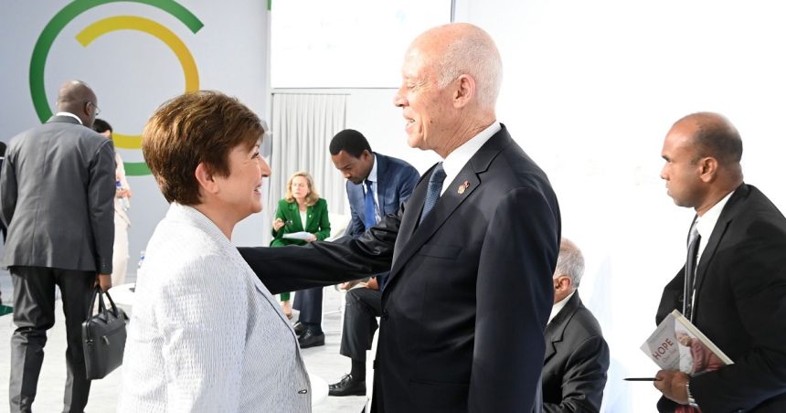 La décision de Kais Saïed de rompre les relations avec le FMI analysée par le modèle du Minimax