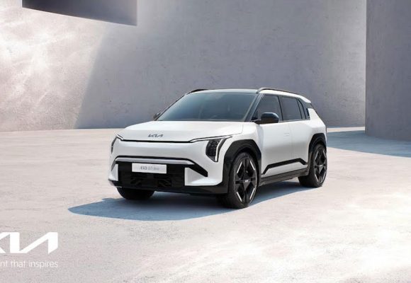 Electric Awards 2025 │ Kia EV3 sacré Meilleur Crossover  Electrique