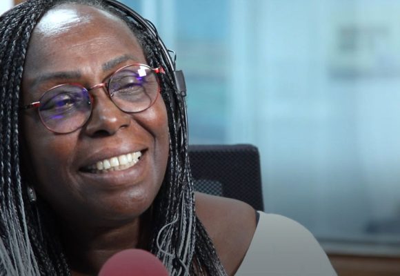 Saâdia Mosbah écrit de sa prison │ «Je suis une femme debout»