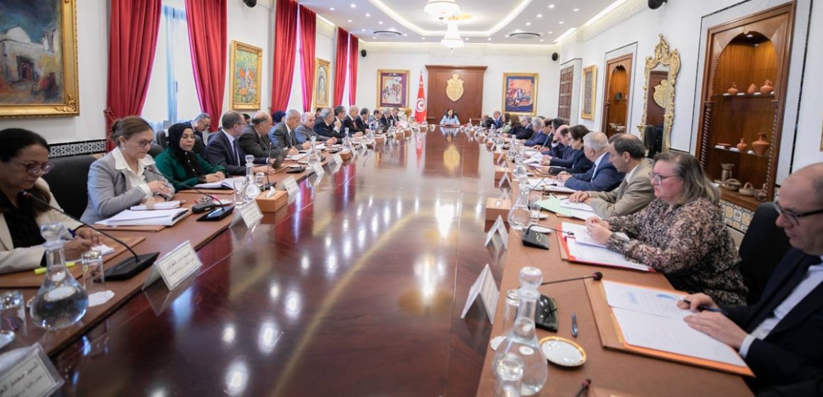 Tunisie │ Le programme économique et social de l’État