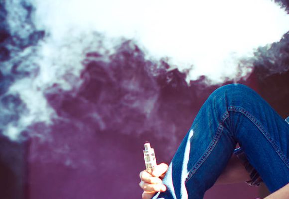 Tabac aromatisé : L’OMS sonne l’alarme et appelle à agir pour protéger les jeunes