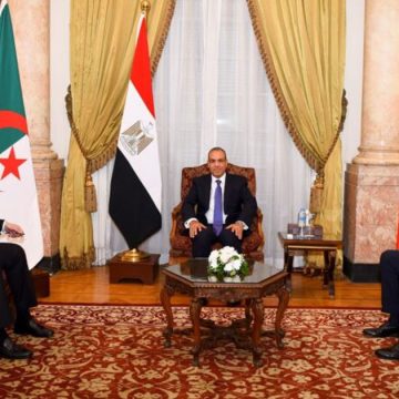 Les tensions en Libye réactivent le mécanisme tripartite de voisinage Egypte-Tunisie-Algérie  