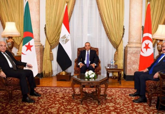 Les tensions en Libye réactivent le mécanisme tripartite de voisinage Egypte-Tunisie-Algérie  