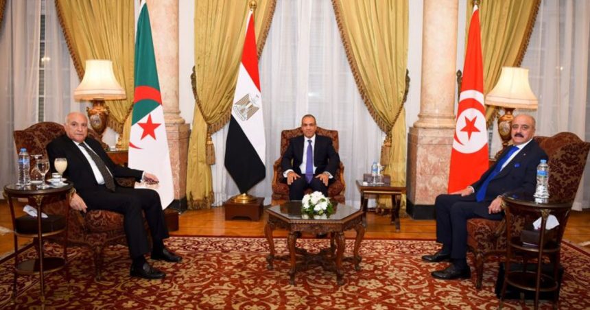Les tensions en Libye réactivent le mécanisme tripartite de voisinage Egypte-Tunisie-Algérie  