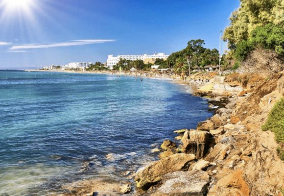 Sept plages immaculées à découvrir cet été en Tunisie