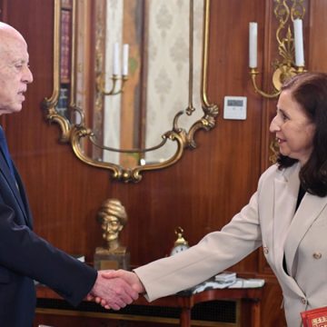 Tunisie │ En attendant la réforme administrative