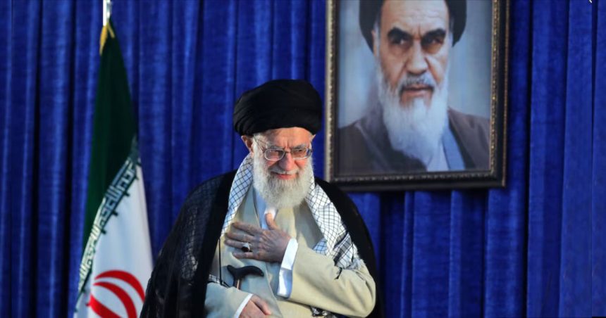 Khomeini et Khamenei │ A la recherche du masque poétique