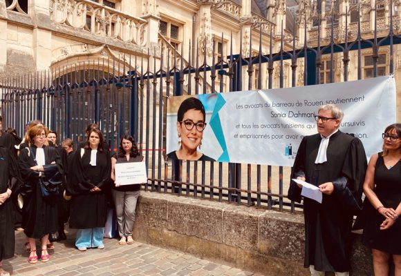 Les avocats du Barreau de Rouen solidaires avec Sonia Dahmani