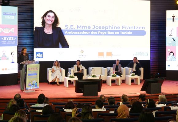 Promouvoir le travail des femmes dans les secteurs Stim en Tunisie