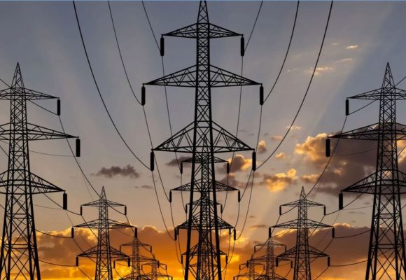 L’Algérie maintient ses exportations d’électricité vers la Tunisie