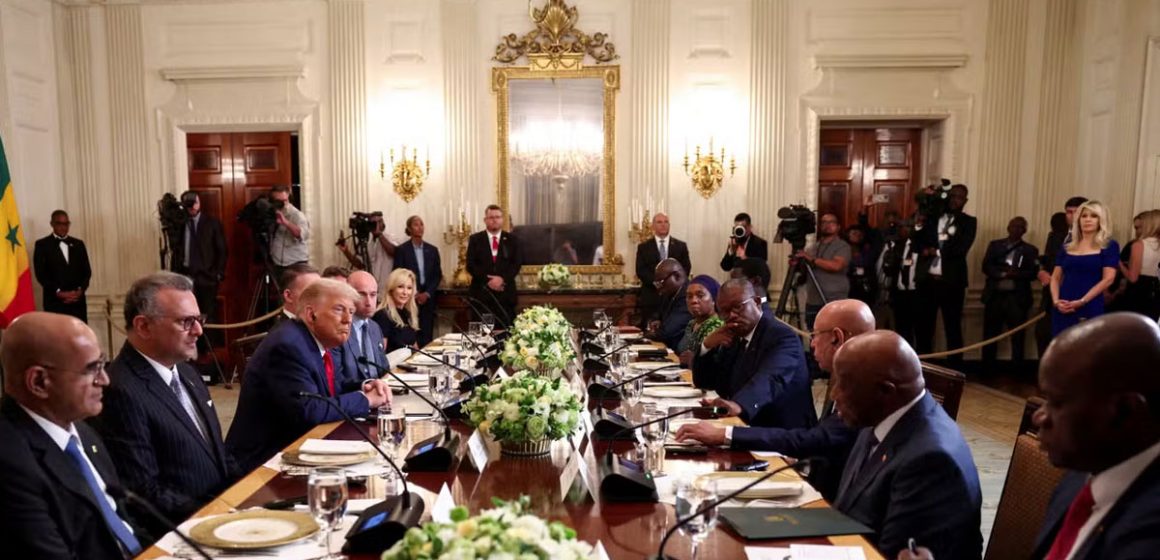 Trump, grotesque, humilie des présidents africains  