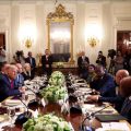 Trump, grotesque, humilie des présidents africains  