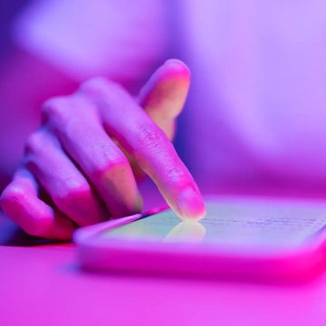 Si Trump facturait l’accès aux réseaux sociaux, combien cela couterait-il aux Tunisiens ? 