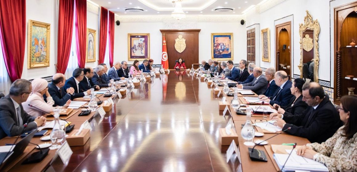 Tunisie | Au-delà des bulles, les résultats se font attendre  