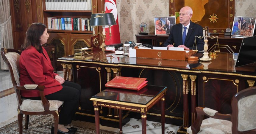 Kaïs Saïed | «Les Tunisiens giflent les traitres»