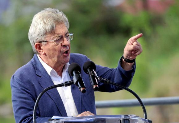 Mélenchon appelle à l’épreuve de force | La France bloquée  