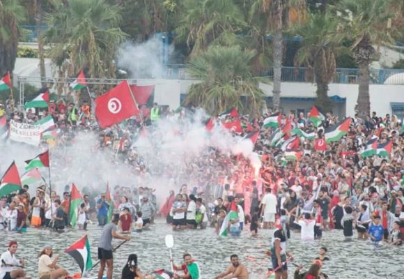 Rassemblement à Sidi Bou Saïd pour le départ de la flottille Soumoud (Photos & vidéo)