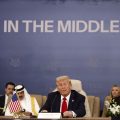La politique étrangère des États-Unis, entre rupture et continuité