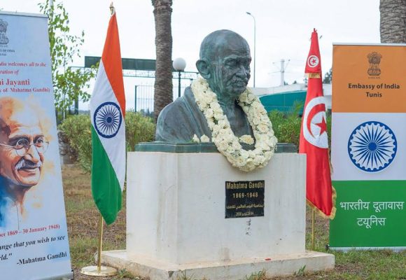 Célébration de l’anniversaire du Mahatma Gandhi à Manouba