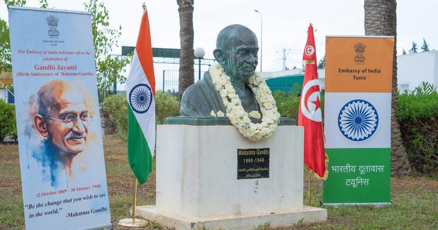 Célébration de l’anniversaire du Mahatma Gandhi à Manouba