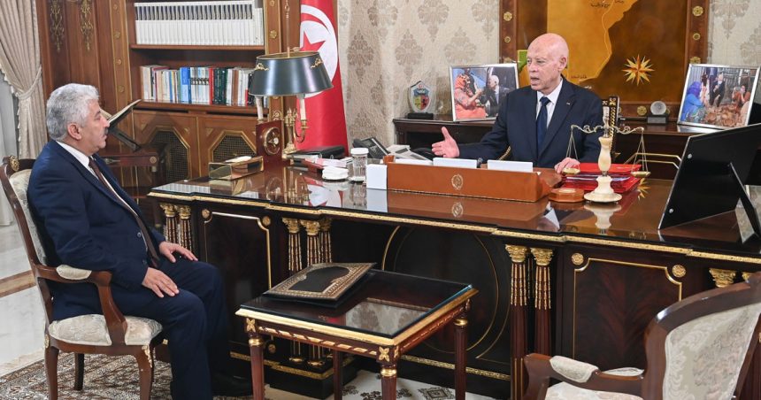 Kais-Saied-Riadh-Chouad Pour Kaïs Saïed, les sociétés communautaires doivent réussir coûte que coûte