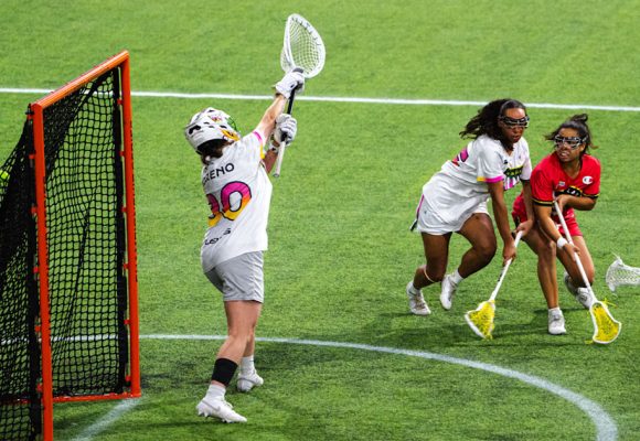 Un sport d’équipe | Le lacrosse développe la pensée stratégique chez les joueurs