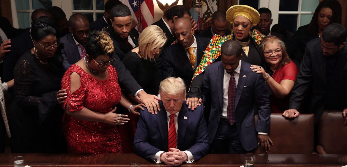 Deux conceptions du christianisme s’affrontent aux États-Unis