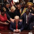 Deux conceptions du christianisme s’affrontent aux États-Unis